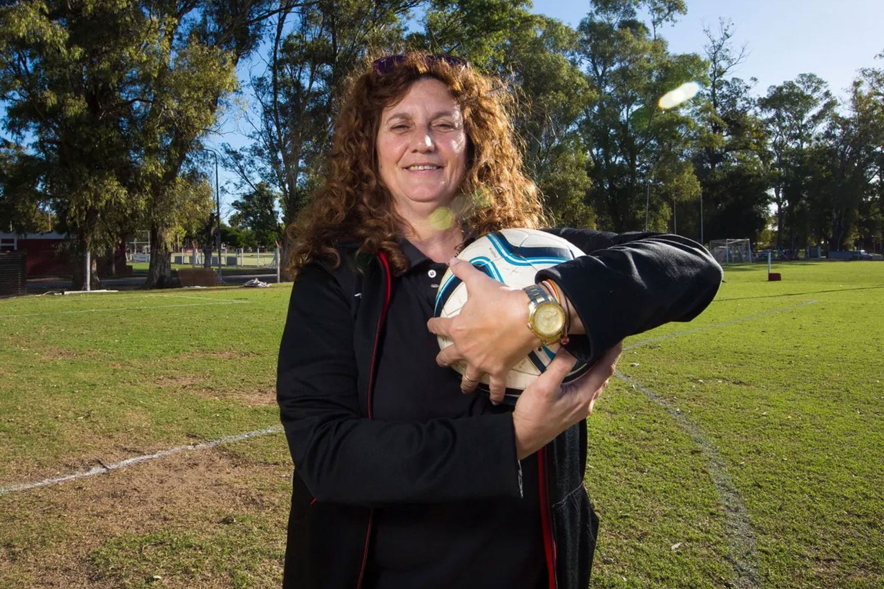 STAGÑARES: “EL CANCHERO NOS INUNDABA EL CAMPO DE JUEGO PARA QUE NO PUDIÉRAMOS JUGAR".