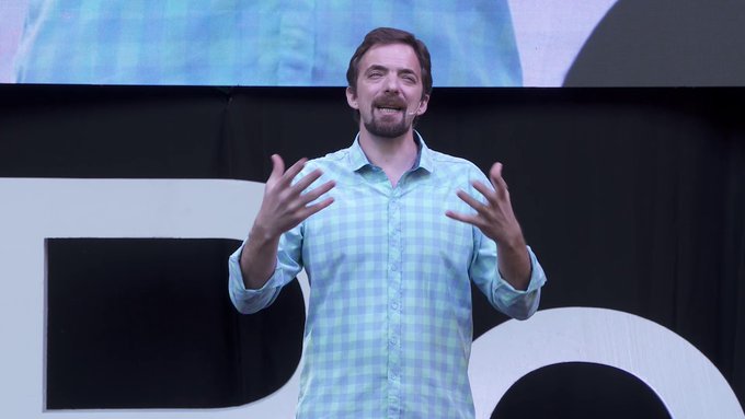 LINGÜISTAS Y ESPECIALISTAS CUESTIONAN LA DECISIÓN DE CABA DE PROHIBIR EL LENGUAJE INCLUSIVO EN LAS ESCUELAS