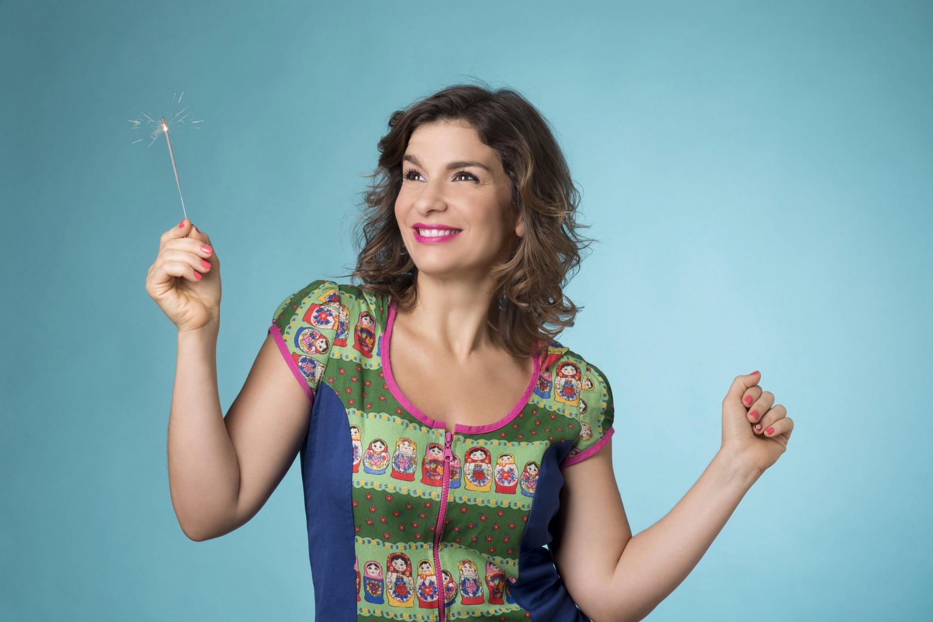 DALIA GUTMANN: “ME EXPONGO MUCHO EN EL ESCENARIO Y ES ALGO QUE ME DIVIERTE”.