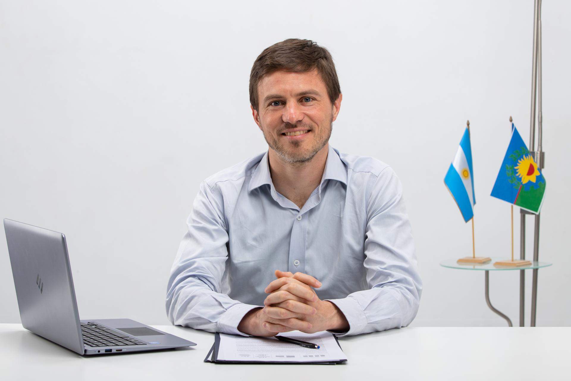 AUGUSTO COSTA: "HAY QUE DARLE HERRAMIENTAS A LOS SECTORES QUE REQUIEREN UN ESTADO PRESENTE"