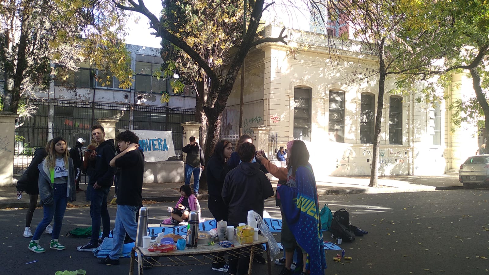 SENTADA EN EL NORMAL 2 POR LA PRESENCIA DE ROEDORES EN LAS AULAS