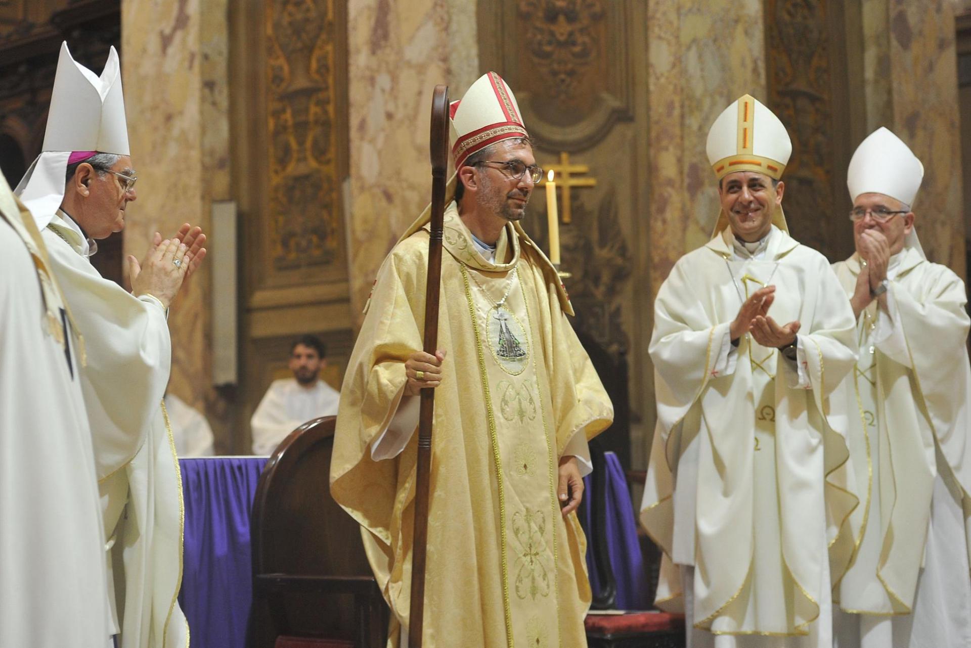 GUSTAVO CARRARA: “LAS ÚLTIMAS NOTICIAS HAN SIDO DE UNA EVOLUCIÓN LENTA PERO POSITIVA”