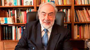 "ESTAMOS FRENTE A UN DERRUMBE DE LA INSTITUCIONALIDAD"