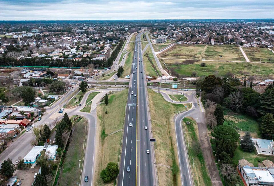 JOSÉ ARTEAGA: “EN LA PROVINCIA NO SE PARÓ UNA SOLA OBRA, SE INICIARON NUEVAS”