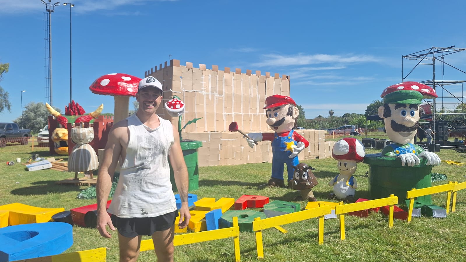 COMENZÓ LA RECORRIDA DE LOS MUÑECOS DE FIN DE AÑO