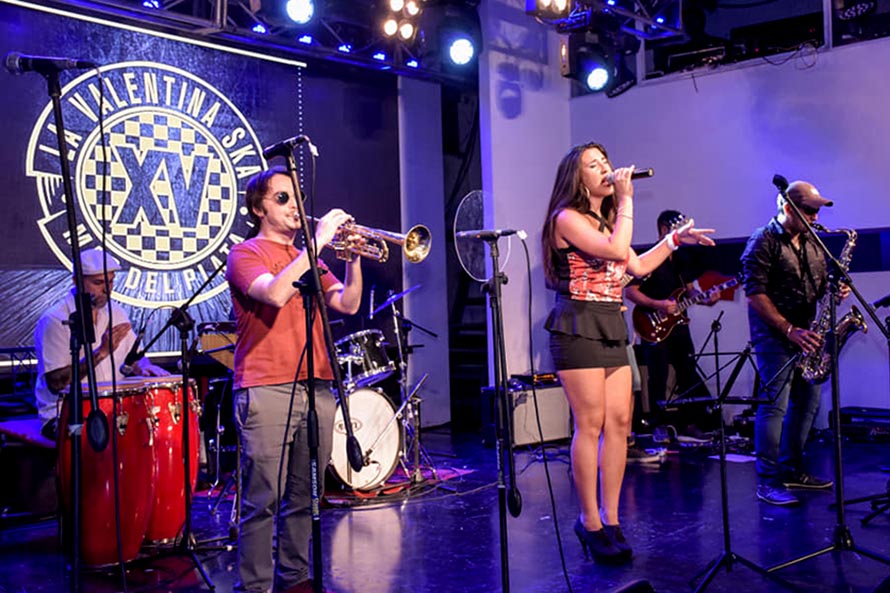 LA VALENTINA SKA SE PRESENTA EN EL PARADOR RECREO