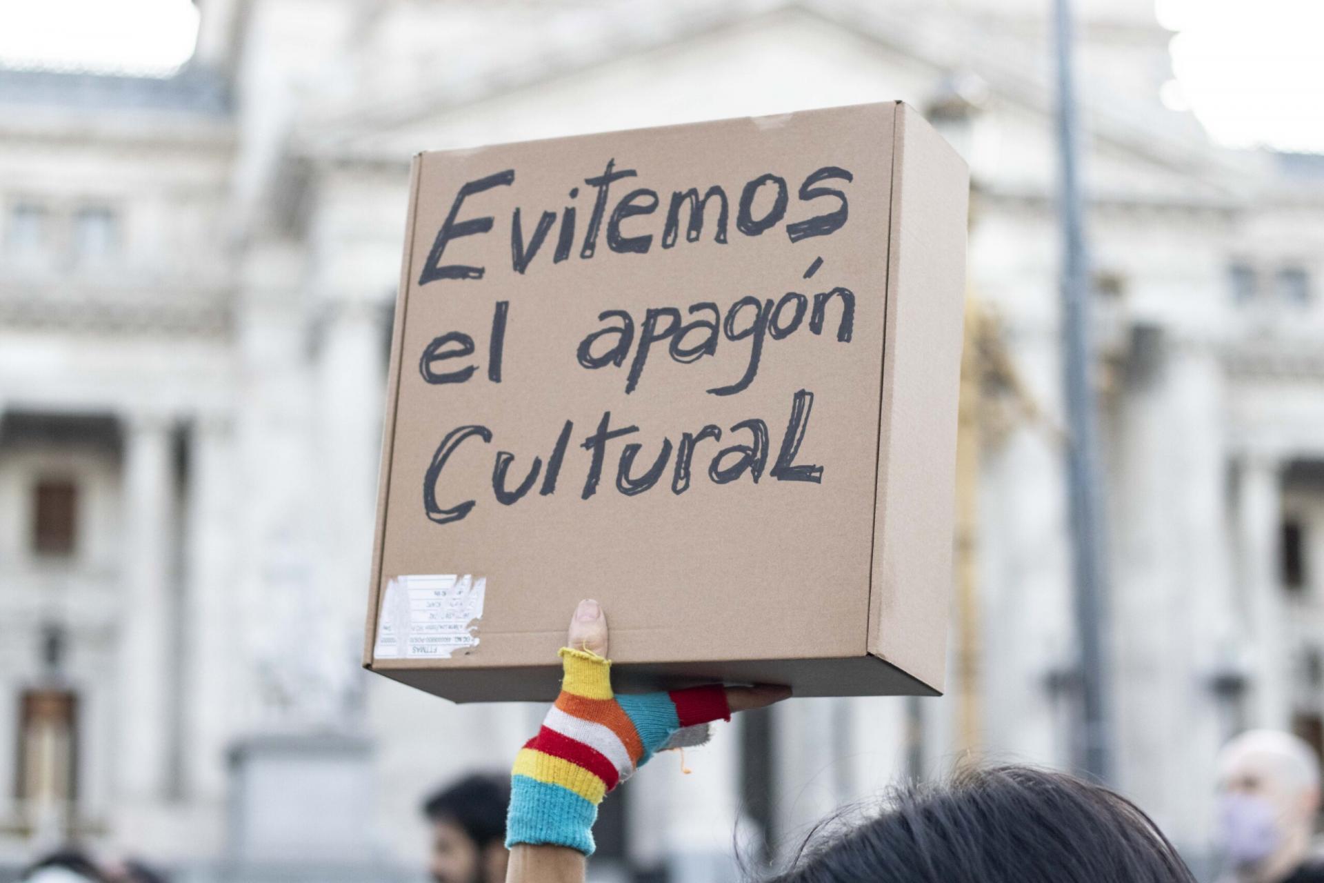 ANA FRAILE: “ESTÁ EN JUEGO LA SOBERANÍA CULTURAL”