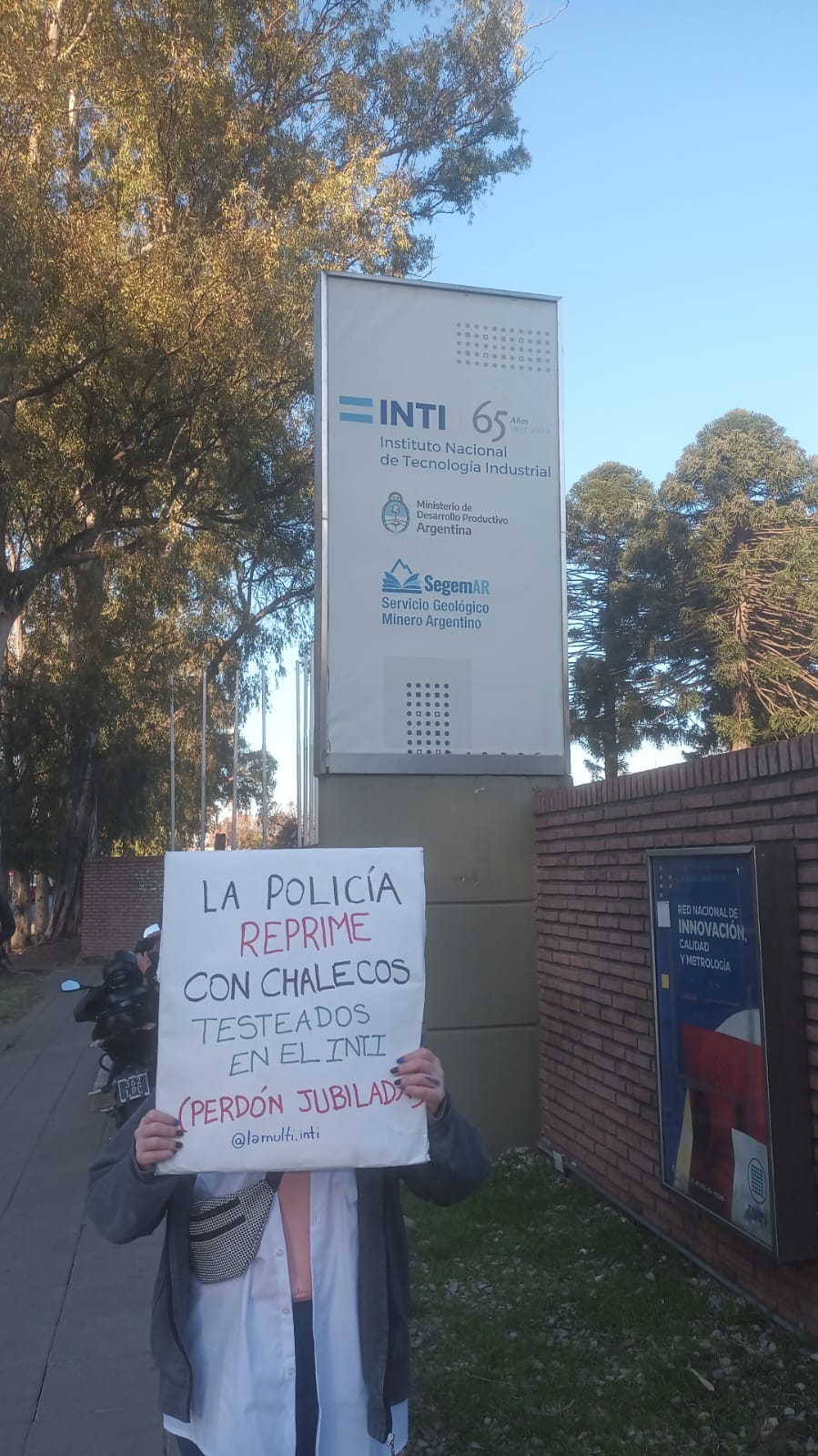 TRABAJADORES DEL INTI CONVOCARON A UN "RUIDAZO"
