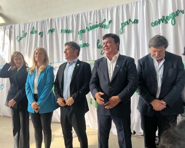 AXEL KICILLOF ASEGURÓ QUE “ESTÁN HACIENDO UN AJUSTE FEROZ EN MATERIA EDUCATIVA”