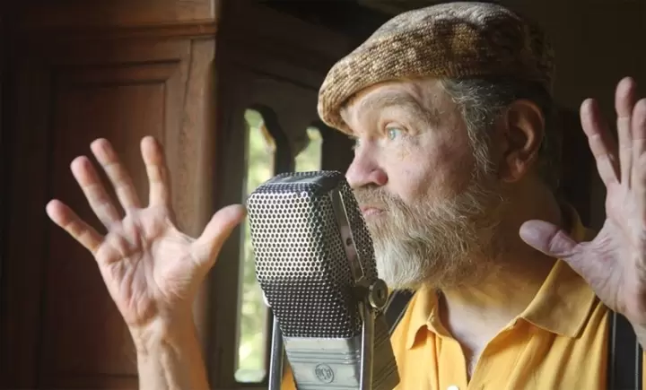 QUIQUE PESOA: "LA RADIO FUE MI PRIMER LABURO Y NUNCA MÁS SALÍ DE AHÍ"