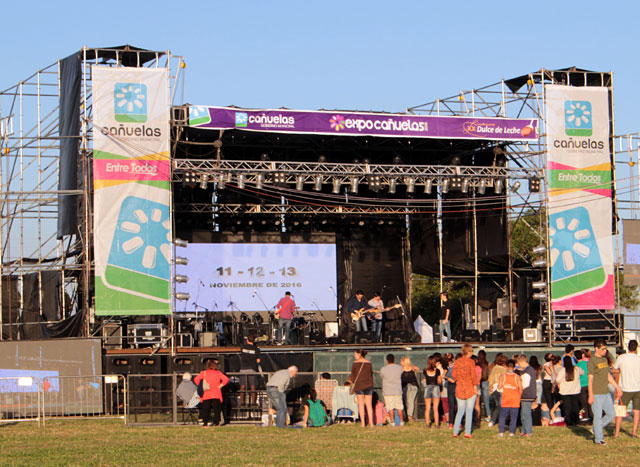 ARRANCA LA EXPO CAÑUELAS