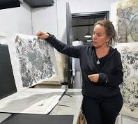 INAUGURAN LA MUESTRA “MUJERES EN LA GRÁFICA CONTEMPORÁNEA”