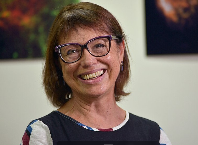 GLORIA DUBNER: “ESTAMOS ASISTIENDO A UNA DESTRUCCIÓN ACELERADA ANGUSTIANTE”