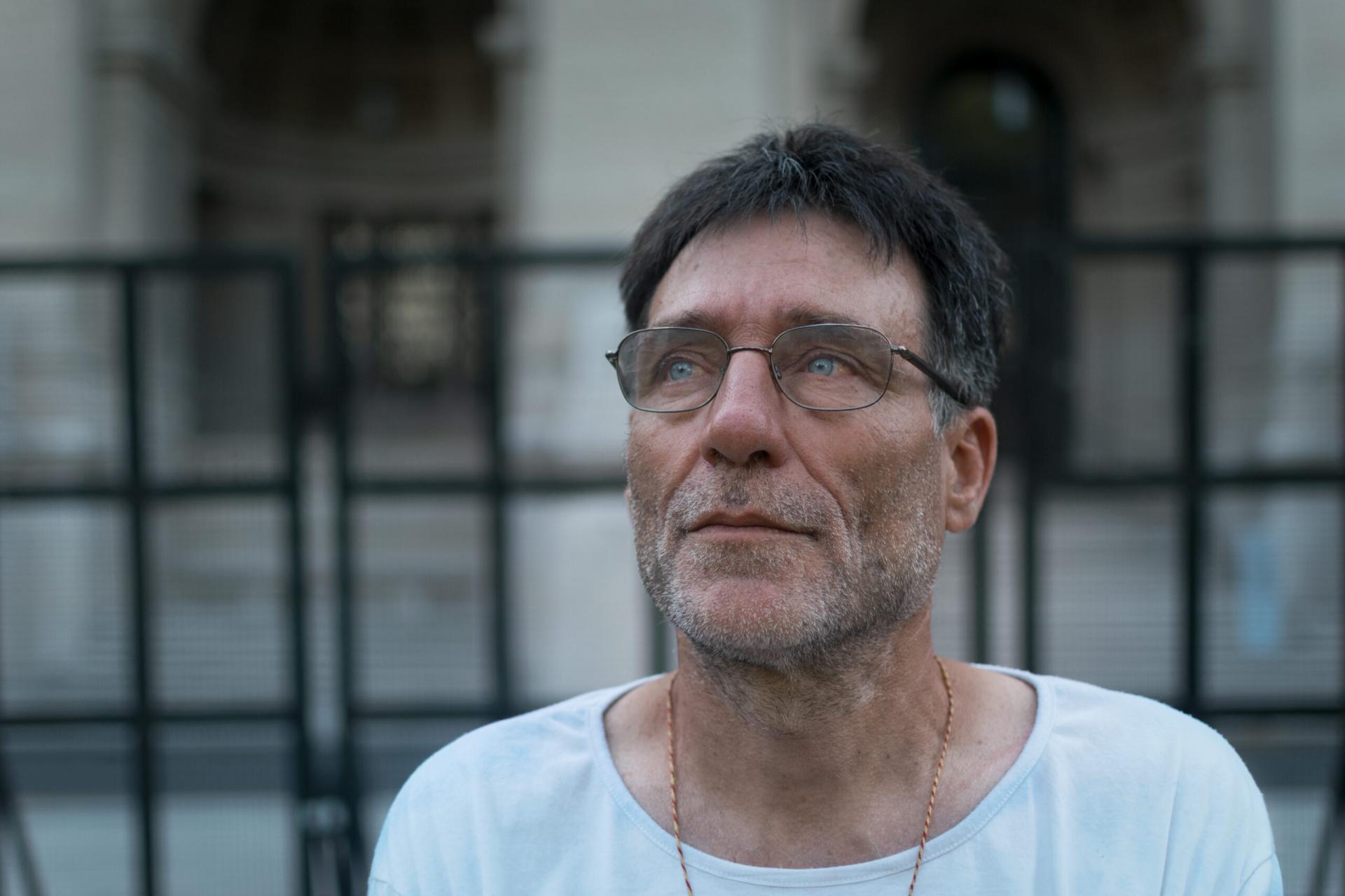 FRANCISCO 'PACO' OLVEIRA: “NOS VIENEN CUIDANDO MÉDICA Y HUMANAMENTE”