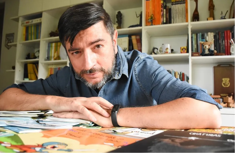 EL HISTORIETISTA ‘CHANTI’ ALZA LA VOZ CONTRA EL NUEVO CÓDIGO MINERO EN MENDOZA