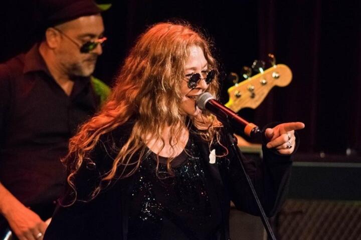 CLAUDIA PUYÓ: “EL ESPÍRITU DE LA MÚSICA NO HA MUERTO”