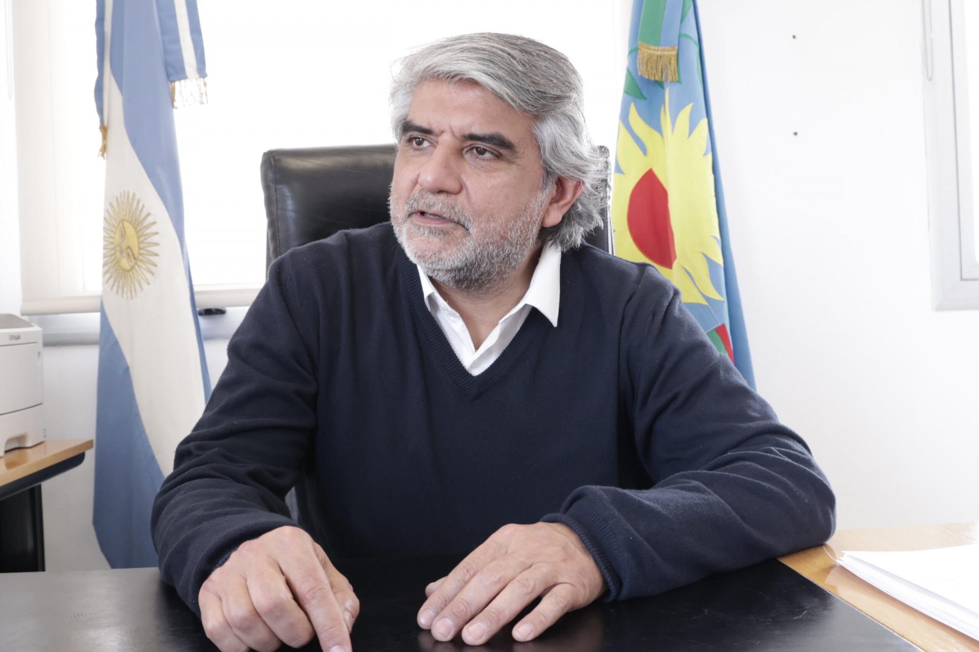 WALTER CORREA: EL DESPIDO DE VÍCTOR DÍAZ FUE "SIN CAUSAS"