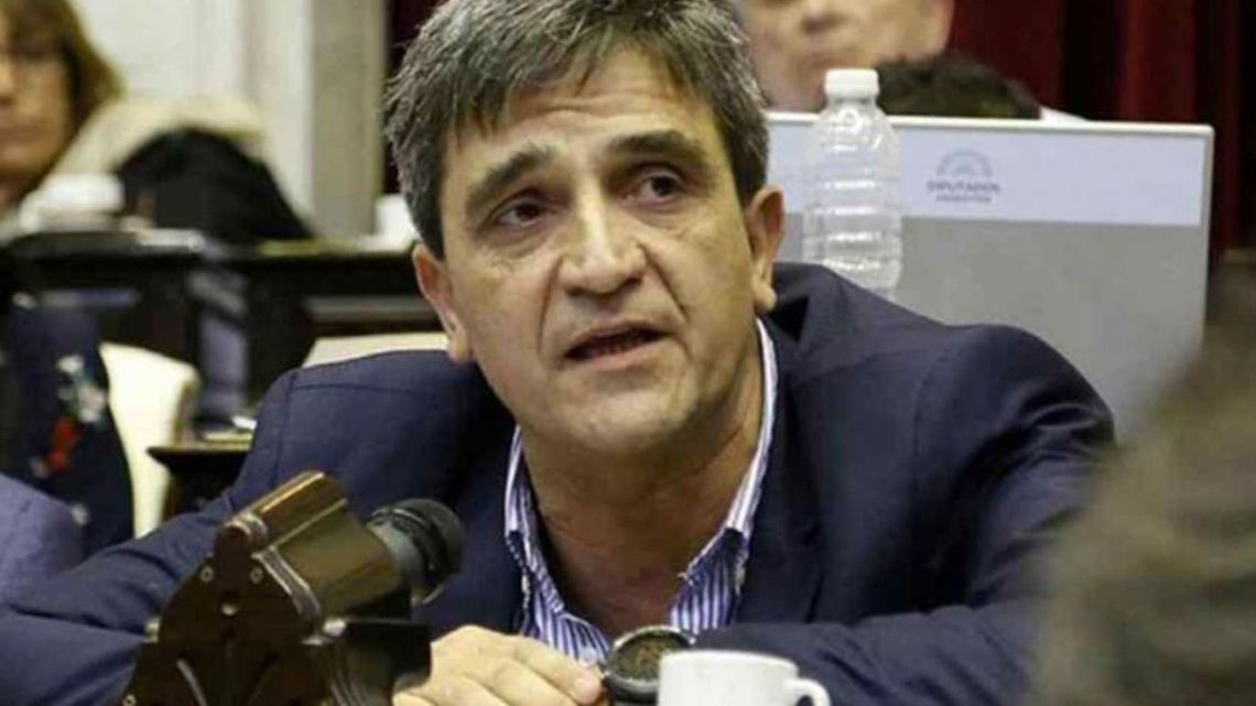 PABLO YEDLIN: "HAY QUE INVESTIGAR EL VÍNCULO ENTRE MARTÍN MENEM Y EL MOVIMIENTO ANTIVACUNAS"