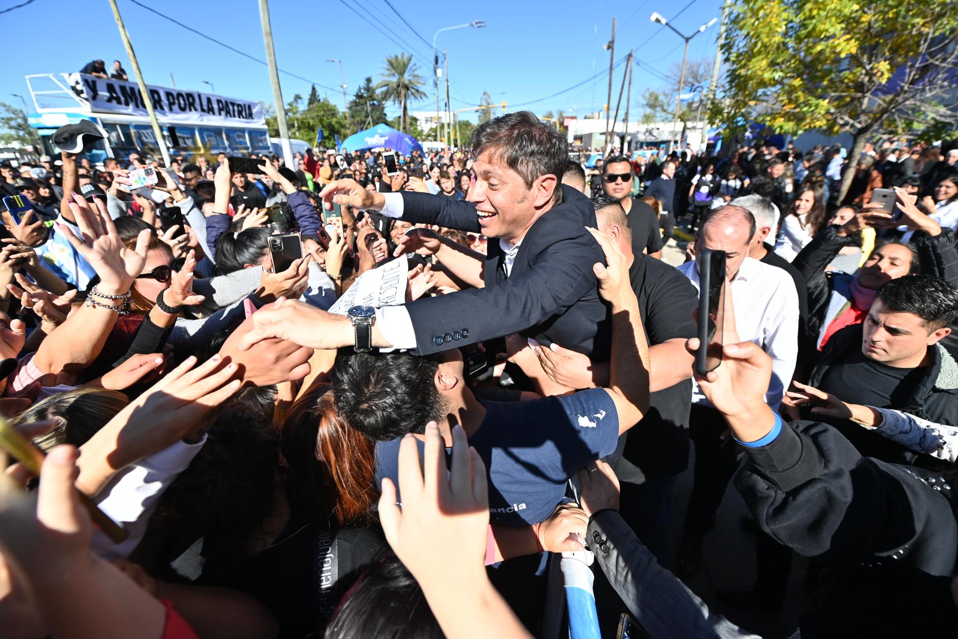 AXEL KICILLOF: “VAMOS A LLENAR LA PLAZA”