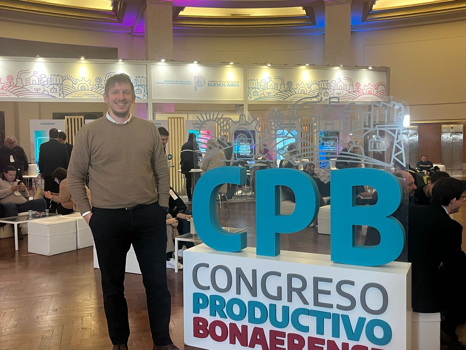 JUAN CUATTROMO: “LA FATIGA DEL AJUSTE YA SE VE EN LA CALLE”