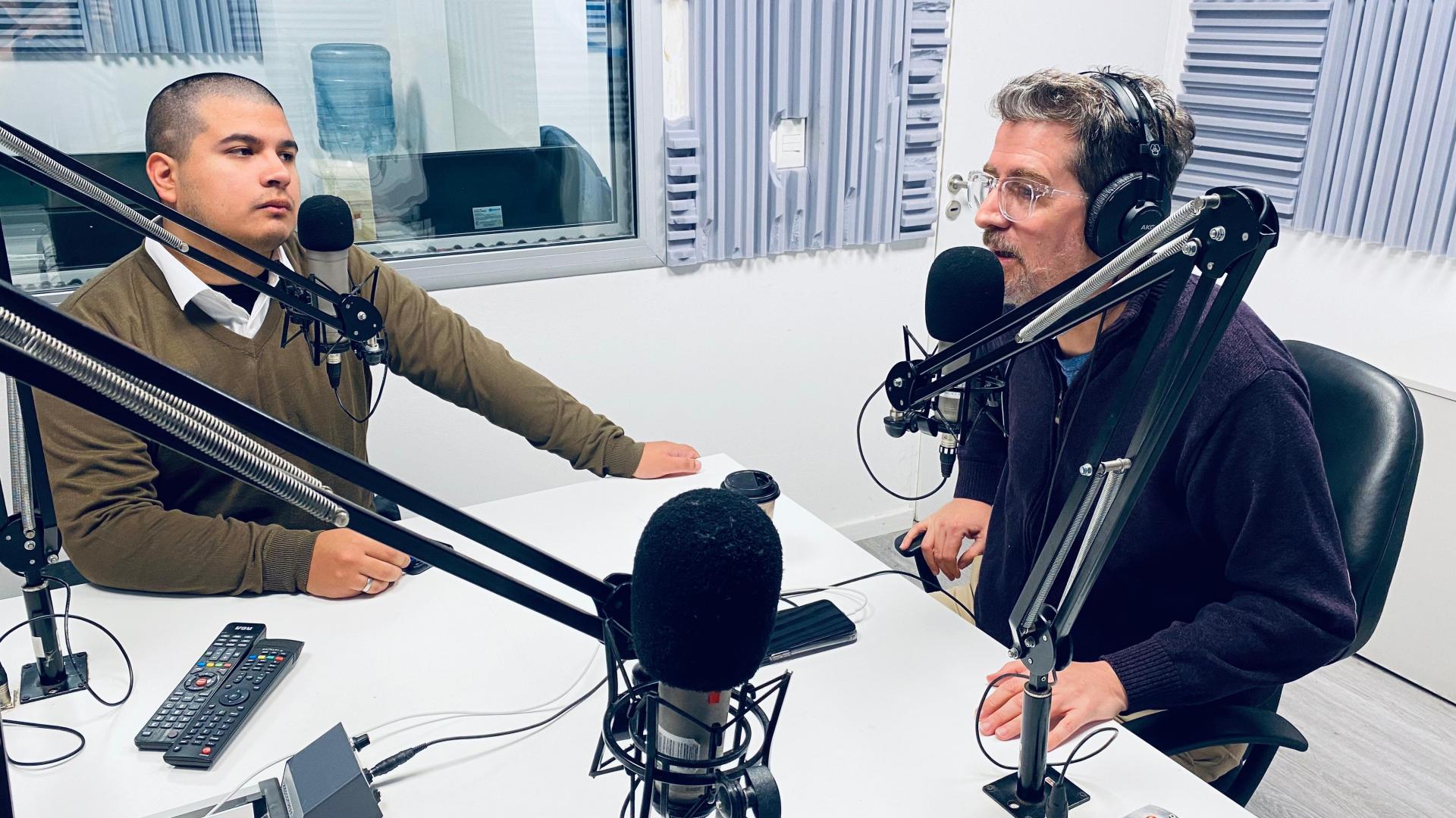 DIEGO MORA: “LA DISPUTA ES PODER VIVIR DIGNAMENTE”