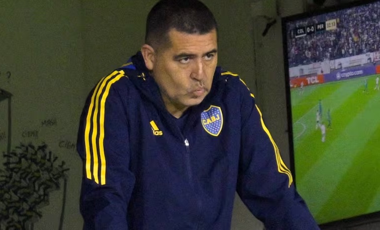 ADVIERTEN QUE RIQUELME LLEGÓ A PRESIDIR AL CLUB POR “LA CALLE PERO TIENE QUE ESCUCHAR AL HINCHA”