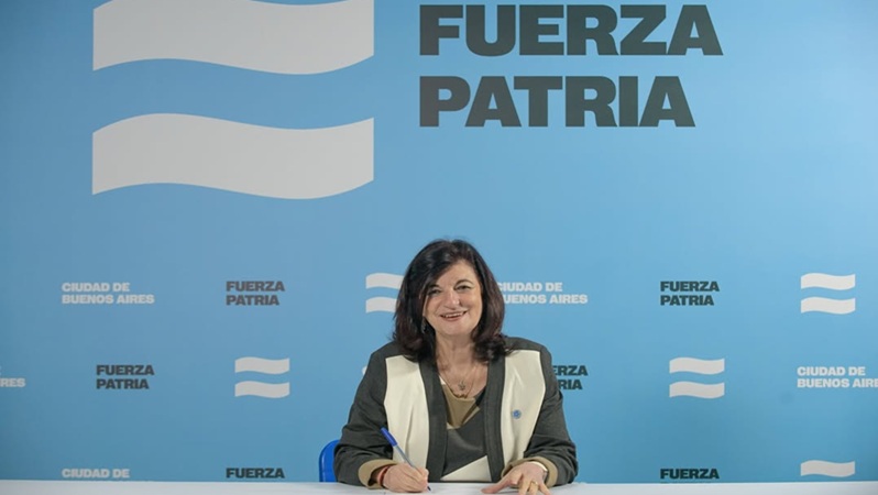 KELLY OLMOS: "EL PROYECTO DE REFORMA LABORAL DE MODERNO NO TIENE NADA Y ES MÁS VIEJO QUE LA EXPLOTACIÓN"