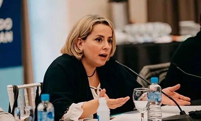 MARITA BENAVENTE: “ESTE MODELO DE DESTRUCCIÓN ACELERADA LASTIMA A LAS PROVINCIAS”