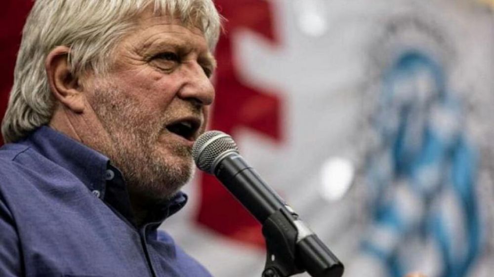 CARLOS MINUCCI: “EL SISTEMA PRIVATIZADOR DE LOS SERVICIOS PÚBLICOS FRACASÓ”