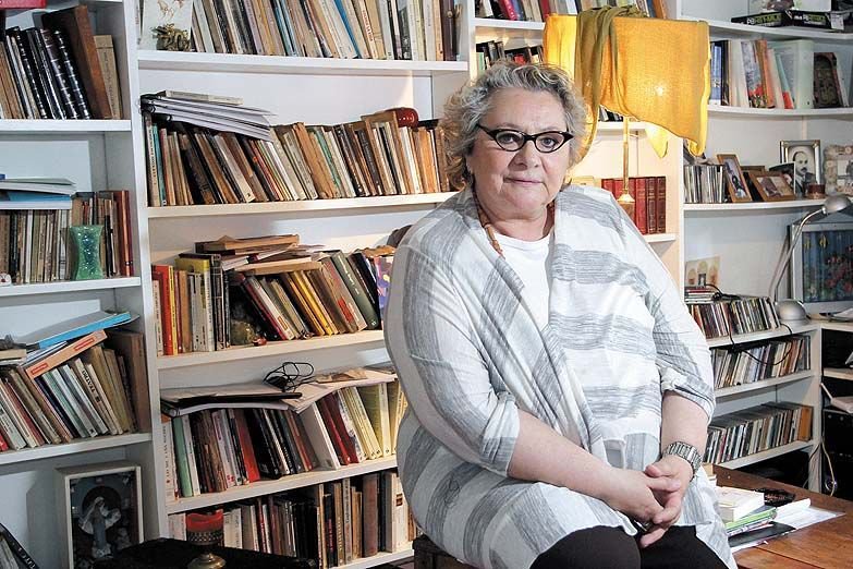 RITA CORTESE: “DEBEMOS INVESTIGARNOS MUY PROFUNDAMENTE”