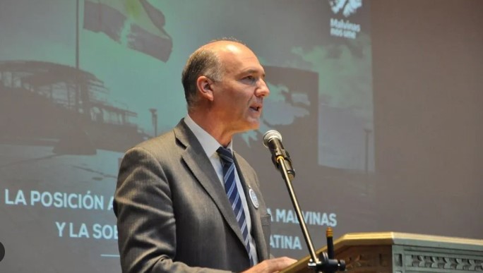 REVELAN INFORMACIÓN SOBRE LA ENTREGA DE ÁREAS Y RECURSOS ESTRATÉGICOS A ESTADOS UNIDOS