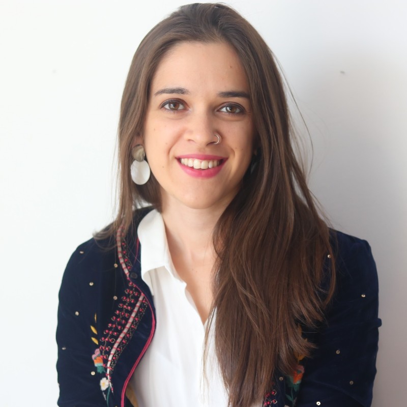 PERIODISTA DE PÁGINA/12 FUE EXPULSADA DE LA DERECHA FEST