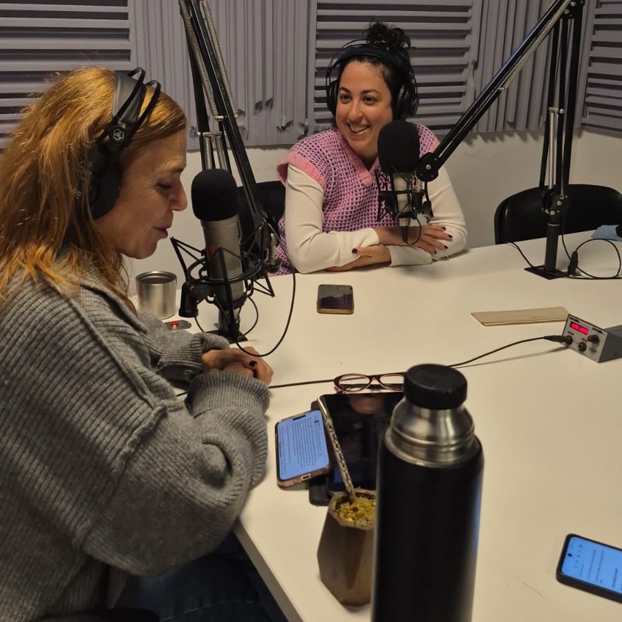 TALI GOLDMAN: “SIENTO A LA CRÓNICA COMO UNA RESISTENCIA”