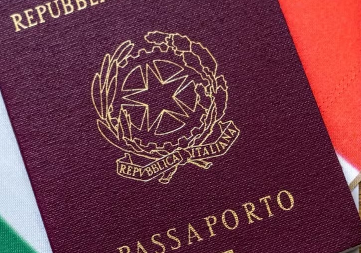 ADVIERTEN QUE “LA INCERTIDUMBRE ES TREMENDA" Y SE SUSPENDEN LOS “TURNOS EN LOS CONSULADOS”