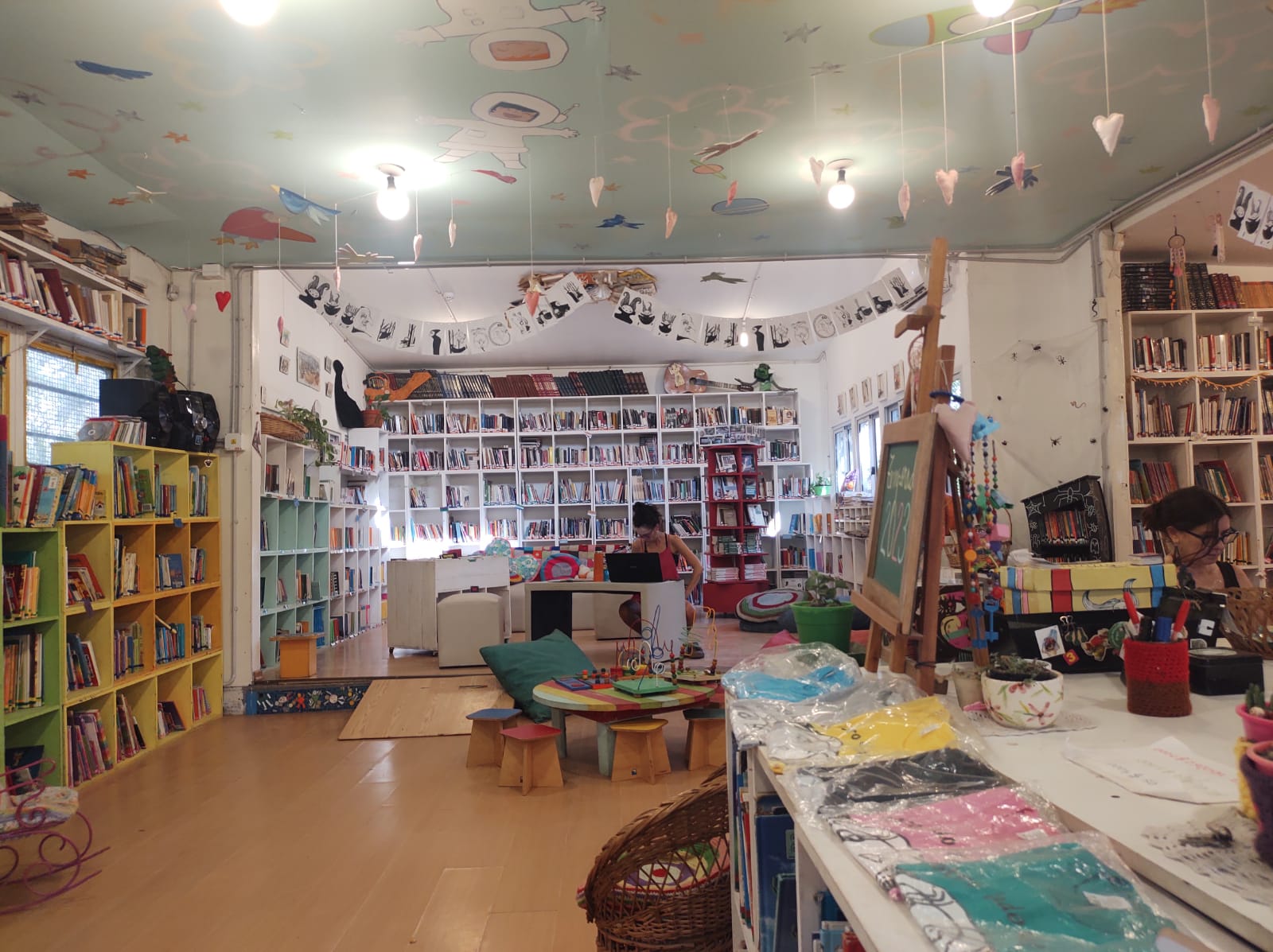 BIBLIOTECA DEL OTRO LADO DEL ÁRBOL: "LOGRAMOS UN GRAN APOYO"