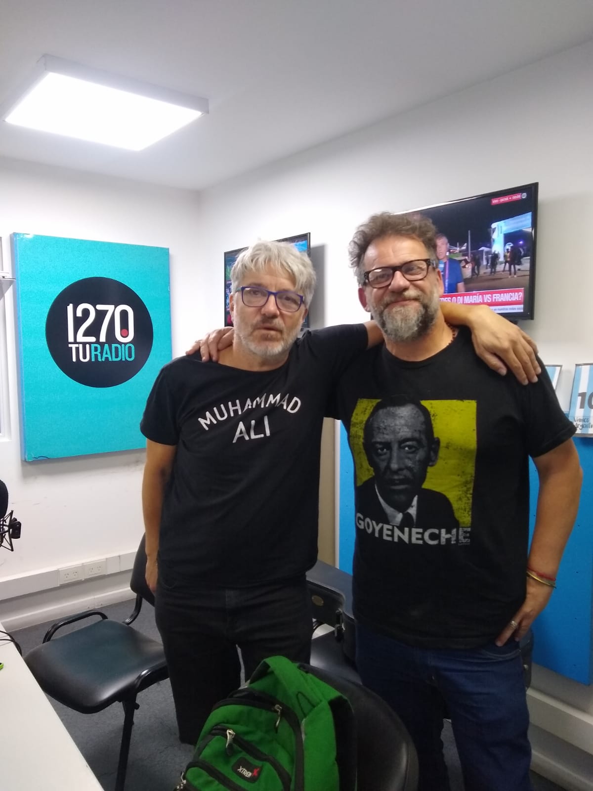 MANUEL MORETTI VISITÓ A GILLESPI