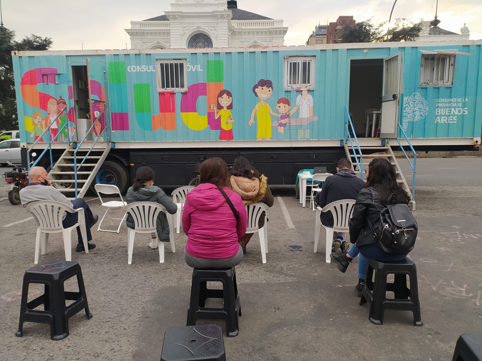 COLECTA DE SANGRE Y JUGUETES EN PLAZA MORENO