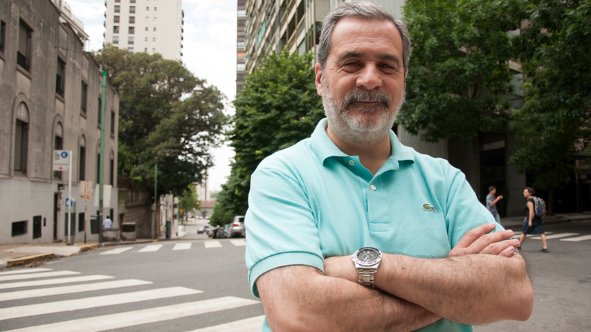 "ENTRE LOS PROBLEMAS DEL GOBIERNO Y LA DESORIENTACIÓN DE BULLRICH, SE POTENCIA MILEI"