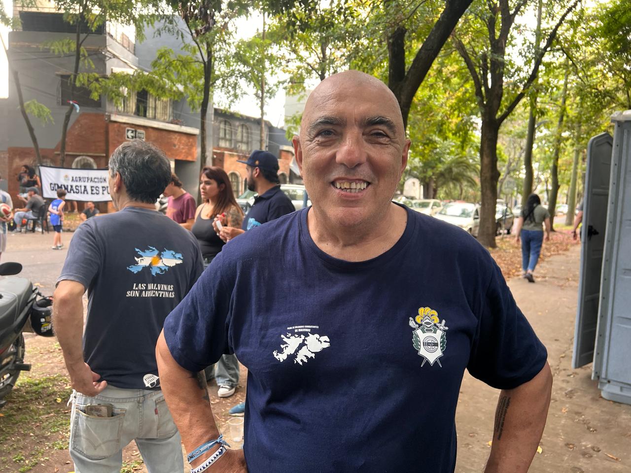 WALTER SCHENONE: “GIMNASIA SIEMPRE ESTUVO PRESENTE EN LAS ISLAS MALVINAS”