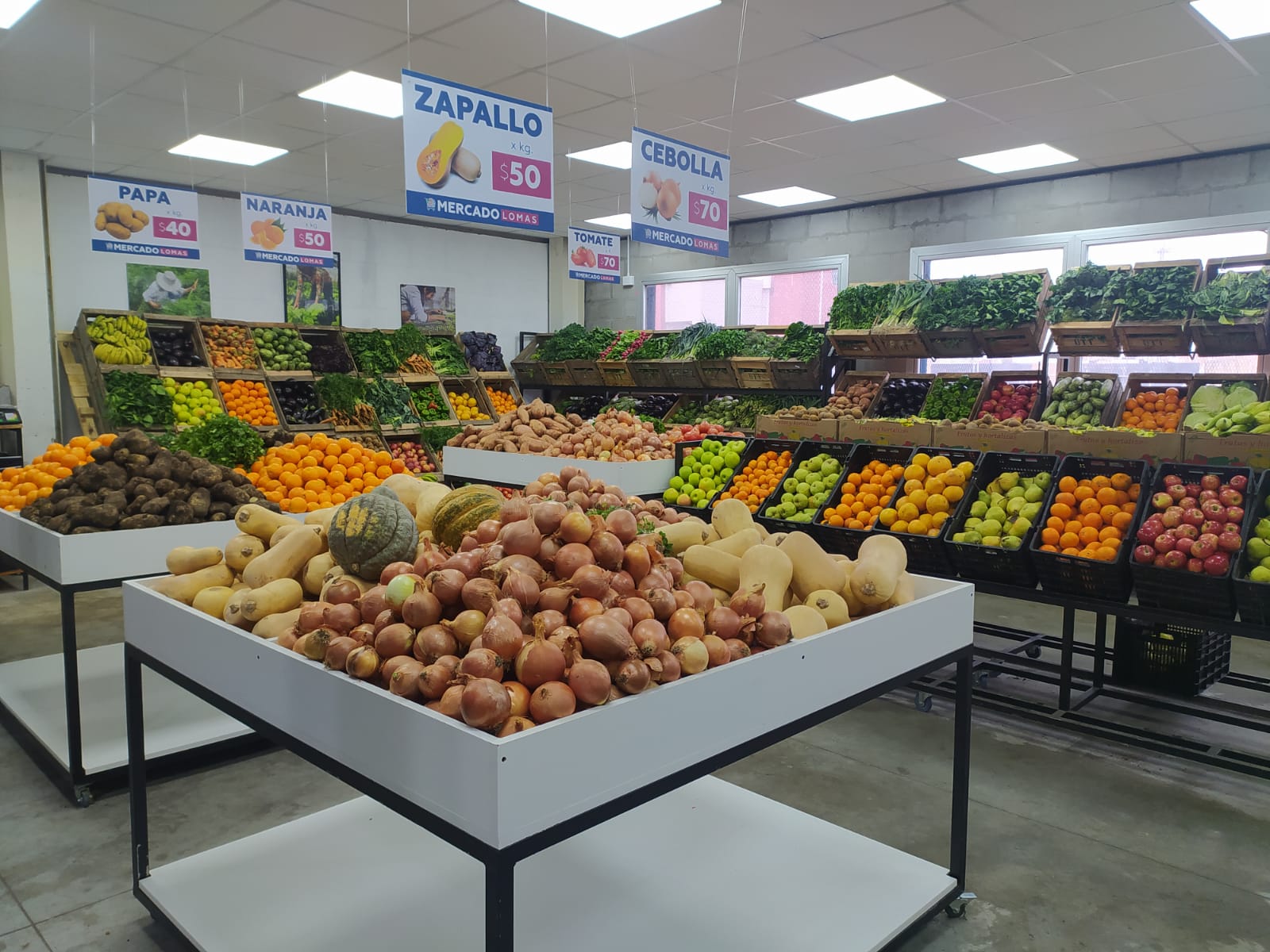 LA PROVINCIA CELEBRÓ LA INAUGURACIÓN DEL MERCADO DE LOMAS