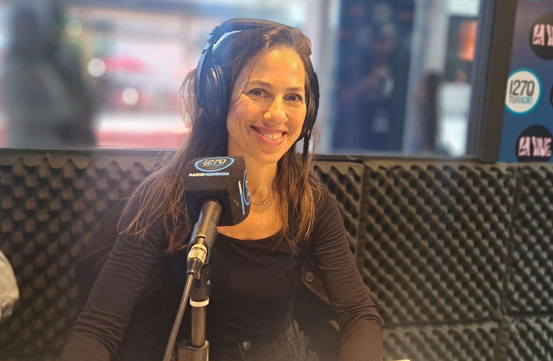 MARINA MARIASCH: “LA POESÍA ESTÁ EN UN EXTREMO DONDE TODO ES POSIBLE”