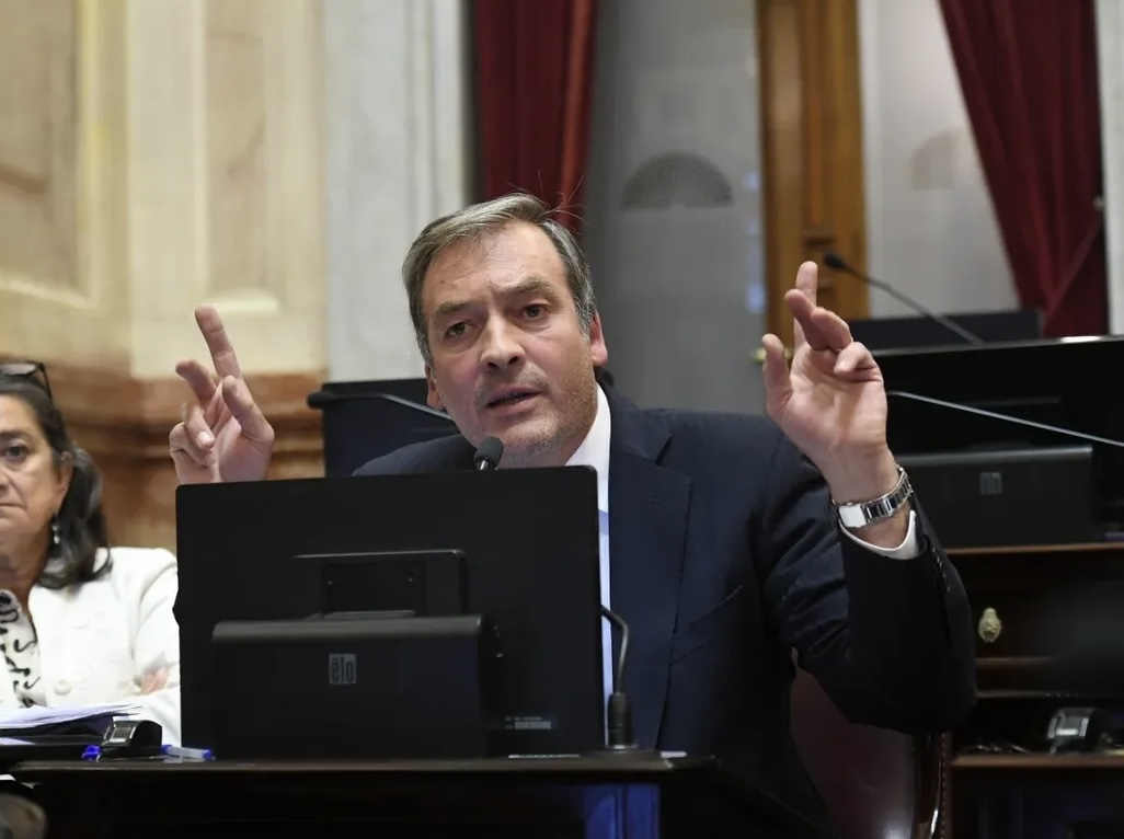 MARTÍN SORIA: “ES UN PLAN OFICIAL DE DESPIDOS MASIVOS PARA LAS GRANDES EMPRESAS”