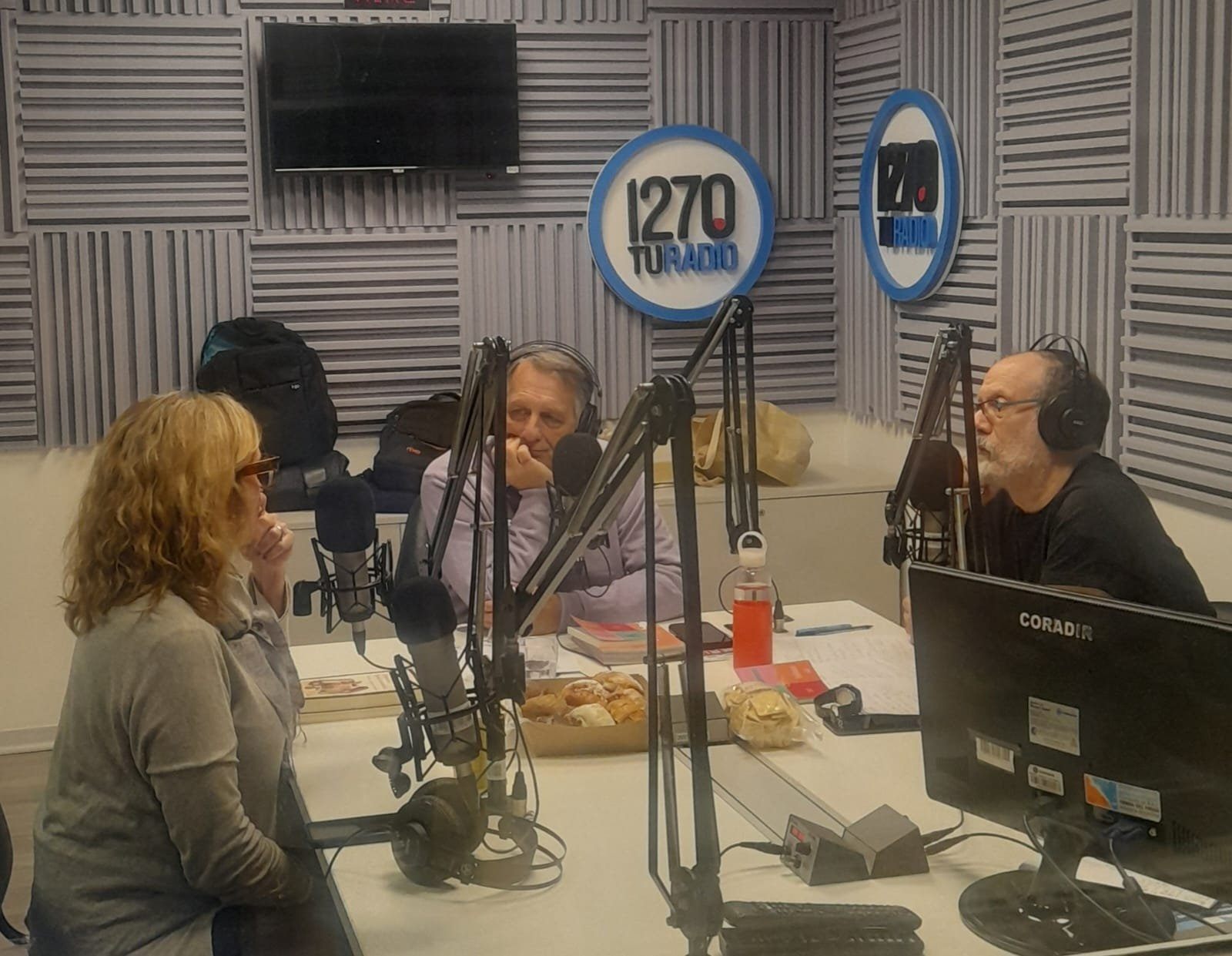 HINDE POMERANIEC: “UN LIBRO NUNCA PUEDE SER UN CONJUNTO DE ARTÍCULOS”