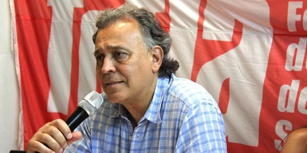 LEÓN PIASEK AFIRMÓ QUE EL DNU DE MILEI “HA DEROGADO GRAN PARTE DE LA CONSTITUCIÓN”