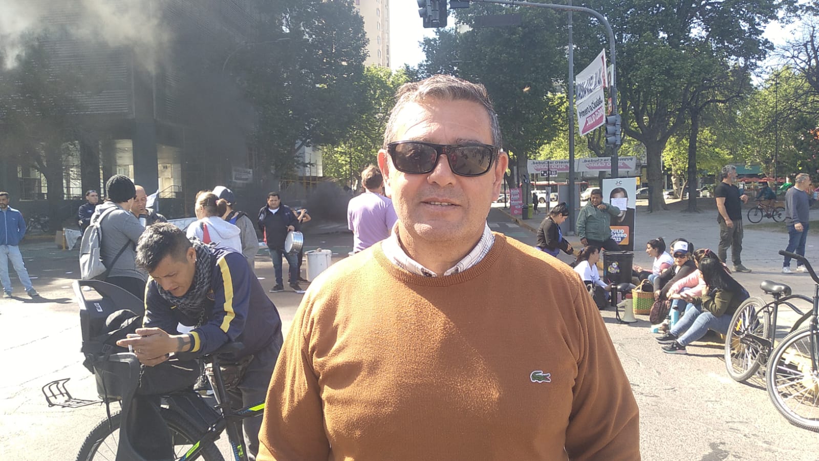 TRABAJADORES Y TRABAJADORAS MUNICIPALES RECLAMAN REAPERTURA DE PARITARIAS