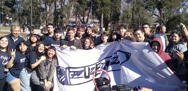 KICILLOF: “PARA PARARLO A JAVIER MILEI, VOTEN A FUERZA PATRIA”