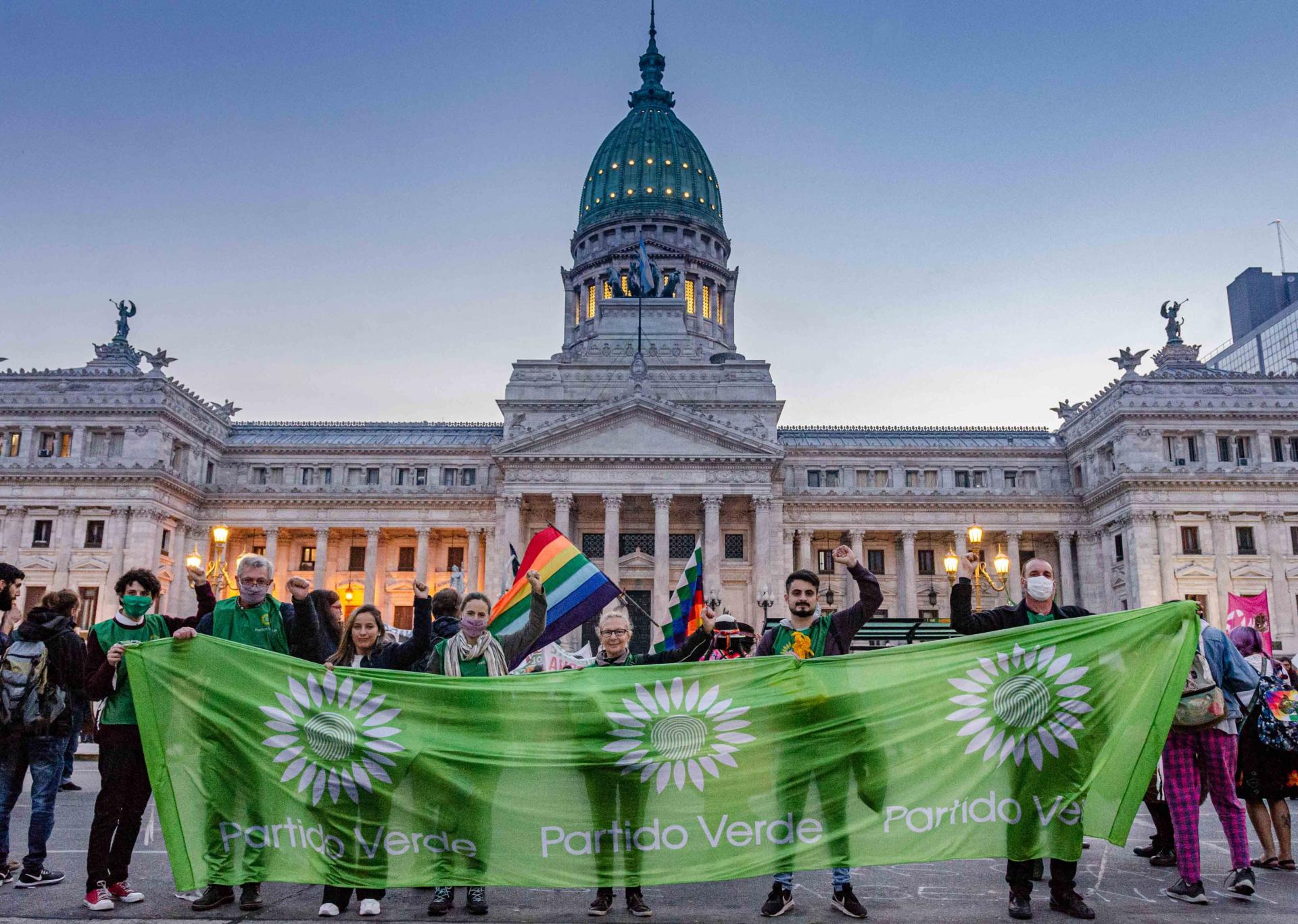FABIANA ZANUTTI:"LA SALUD ES UNA SOLA Y ESTÁ LIGADA A LA DEL ECOSISTEMA Y EL PLANETA"