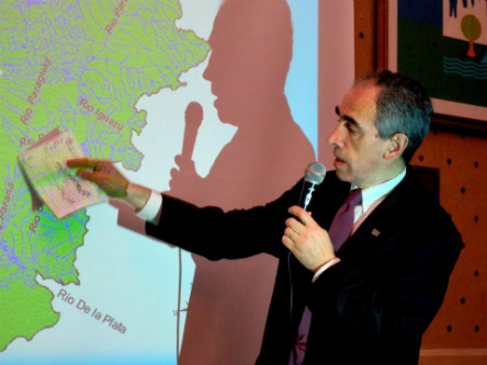 JUAN BORUS ADVIRTIÓ QUE EL RÍO PARANÁ ATRAVIESA “UNA BAJANTE EXTREMA”