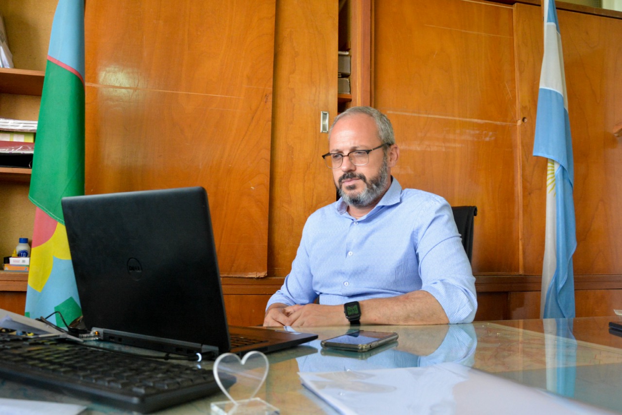 RIERA: "TENEMOS QUE LOGRAR QUE DISMINUYA LA VELOCIDAD DE LOS CONTAGIOS"