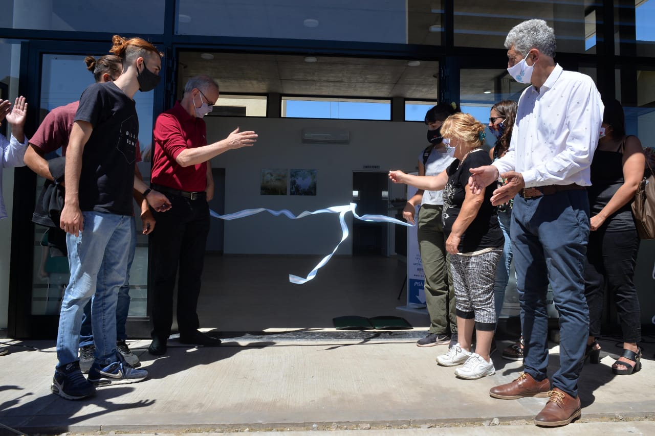 DANIEL GOLLÁN: “EL 2021 SERÁ UN AÑO DE FUERTE INVERSIÓN EN SALUD PÚBLICA”